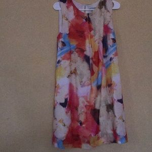 💸3/$20
Multi Colored  Flowy Dress
